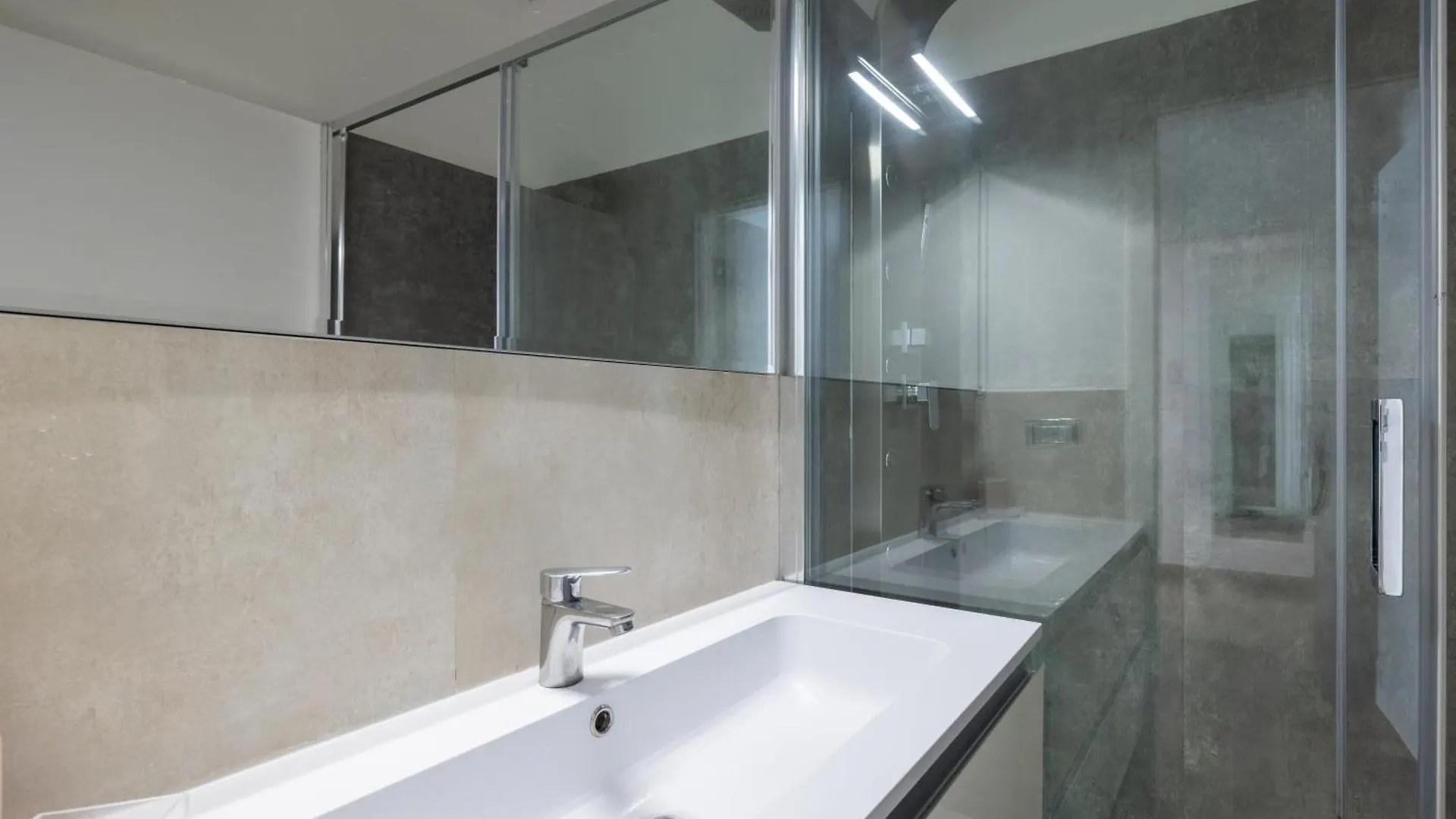 Apartment Quattro Fontane 4P - B&D Apts Rome Italy