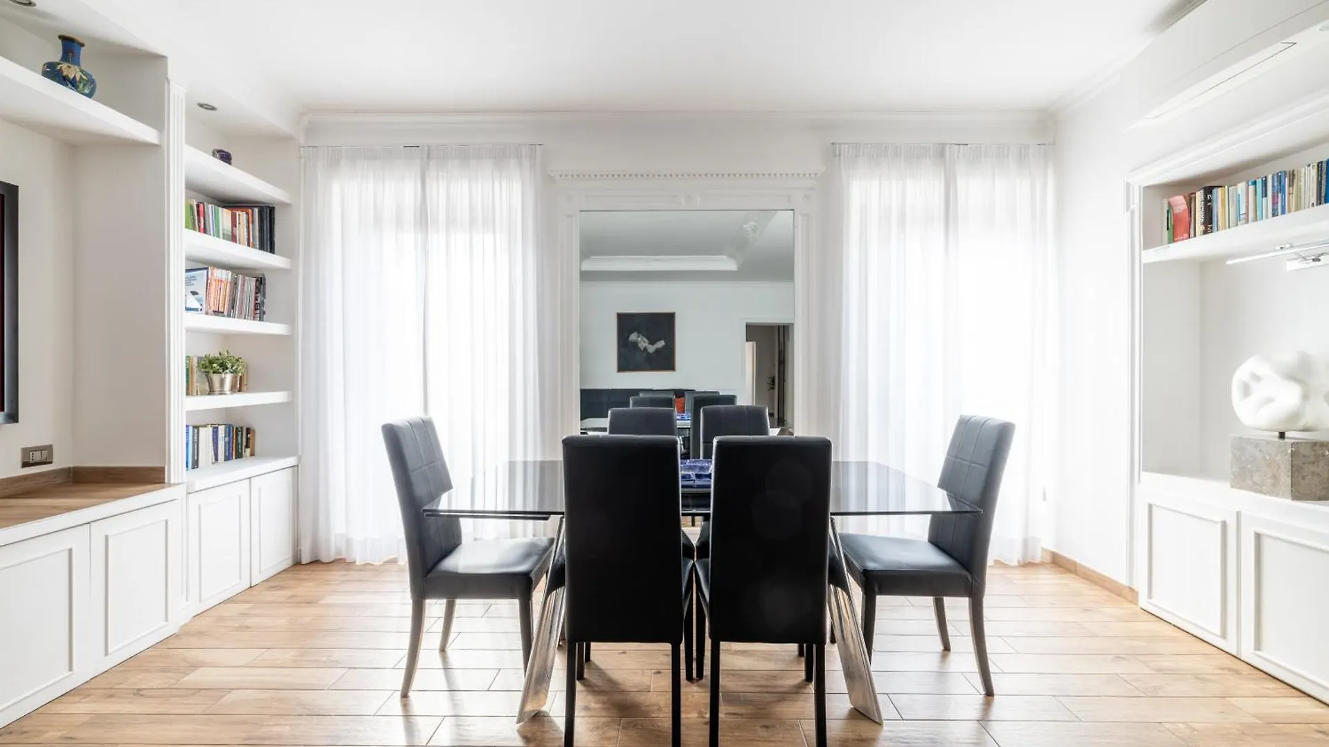 Quattro Fontane 4P - B&D Apts Rome 0*,