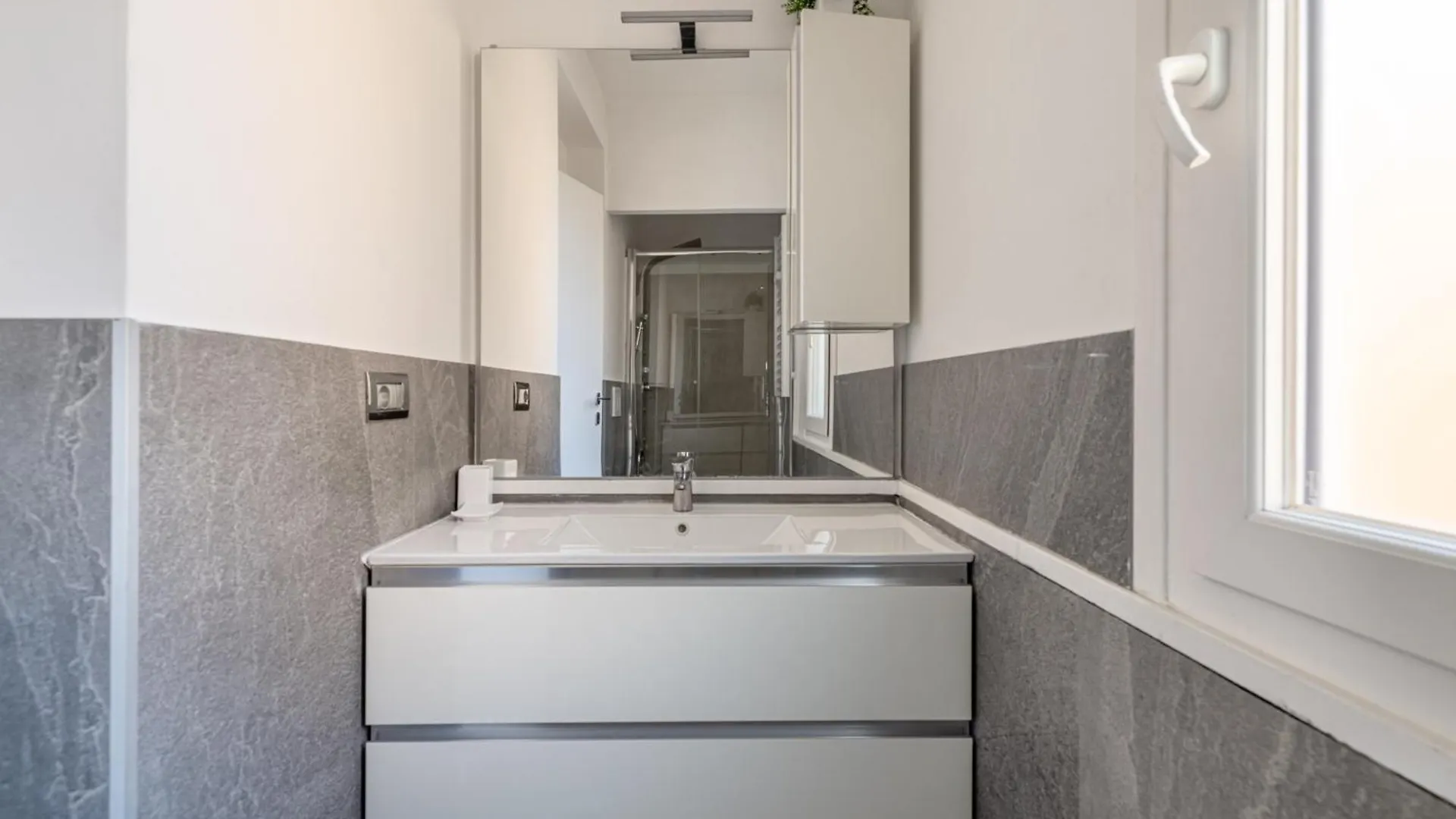 Apartment Quattro Fontane 4P - B&D Apts Rome
