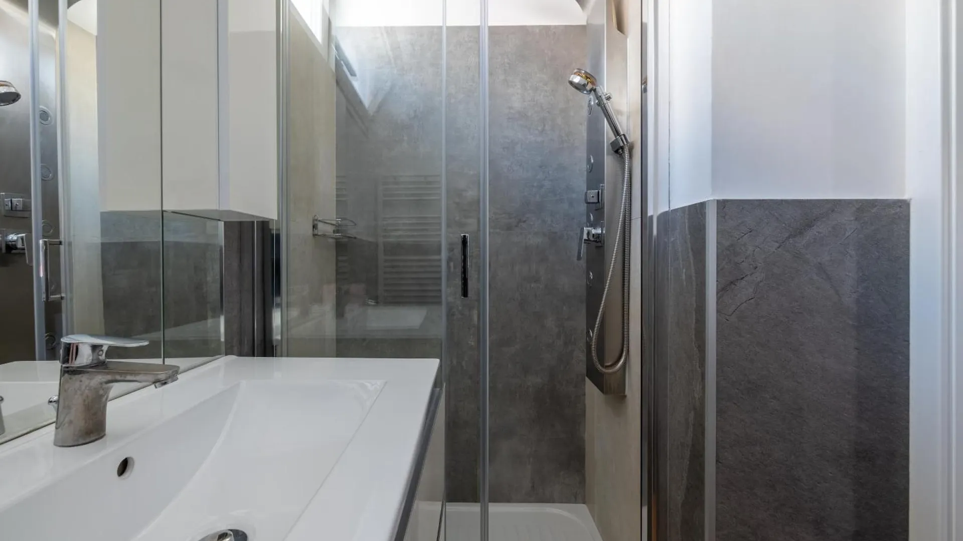Quattro Fontane 4P - B&D Apts Rome