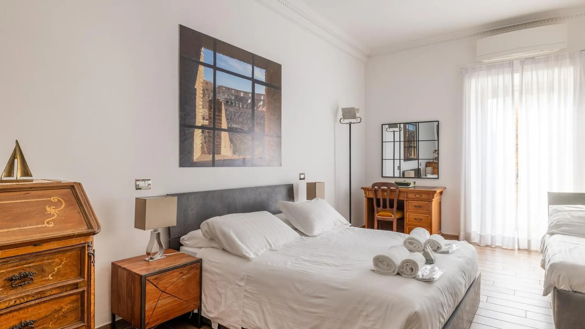 Apartment Quattro Fontane 4P - B&D Apts Rome